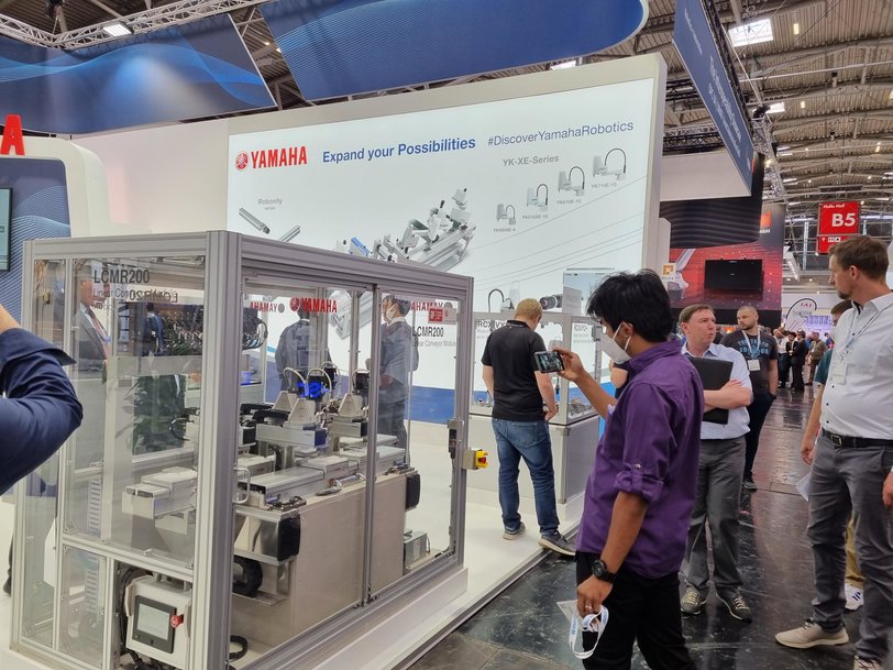 Yamaha presenta l'automazione flessibile e conveniente per le nuove sfide industriali ad Automatica 2022